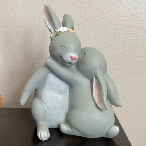 Cute bunny sculpture