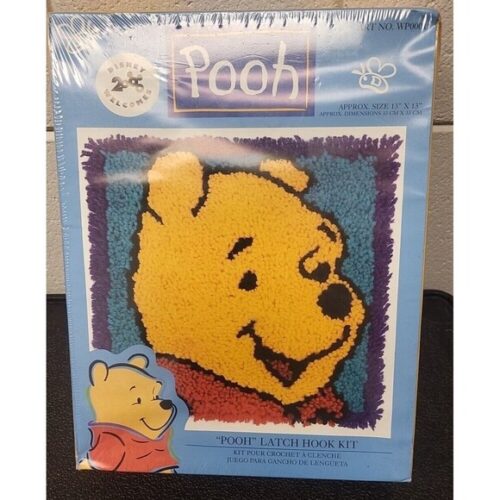 “Smiling Pooh” Winnie The Pooh Latch Hook Kit CARON WP0014 13”x13” NIP