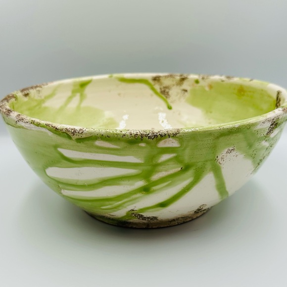 Vintage Handcrafted Italian Rustic Ceramic Centerpiece Bowl Green White Swirl Vintage Handcrafted Italian Rustic Ceramic Centerpiece Bowl Green White Swirl
