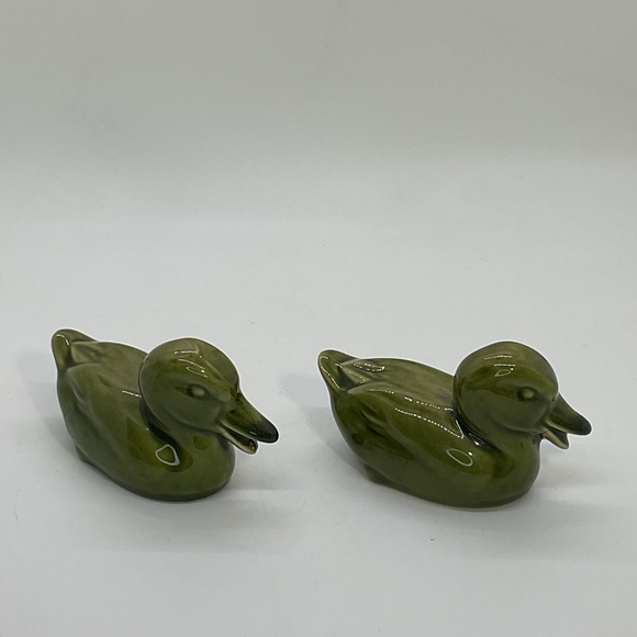 Vintage Rookwood Pottery Green Duck Figurines Vintage Rookwood Pottery Green Duck Figurines