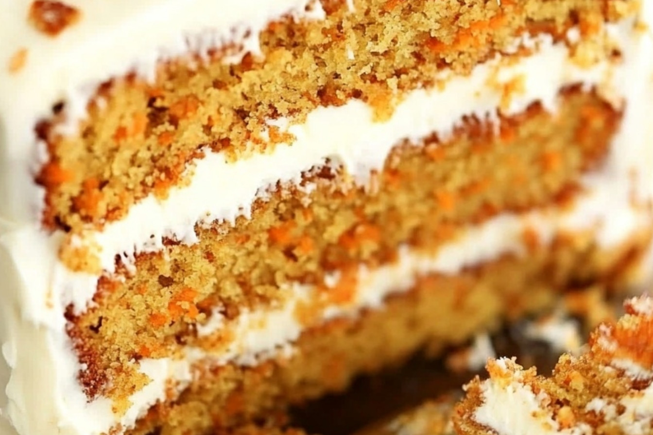 Moist Homemade Carrot Cake Recipe