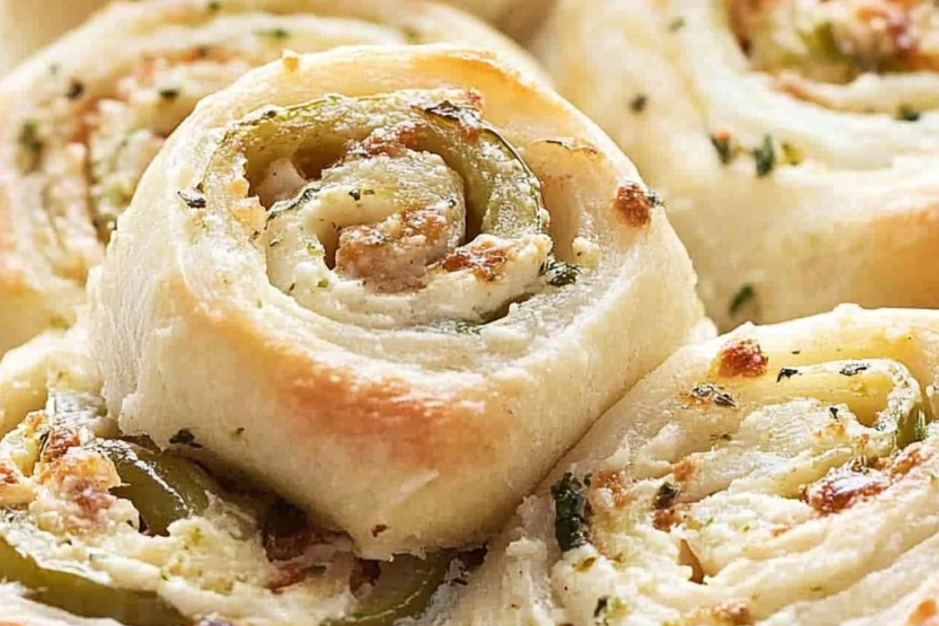 Spicy Jalapeno Cream Cheese Rolls